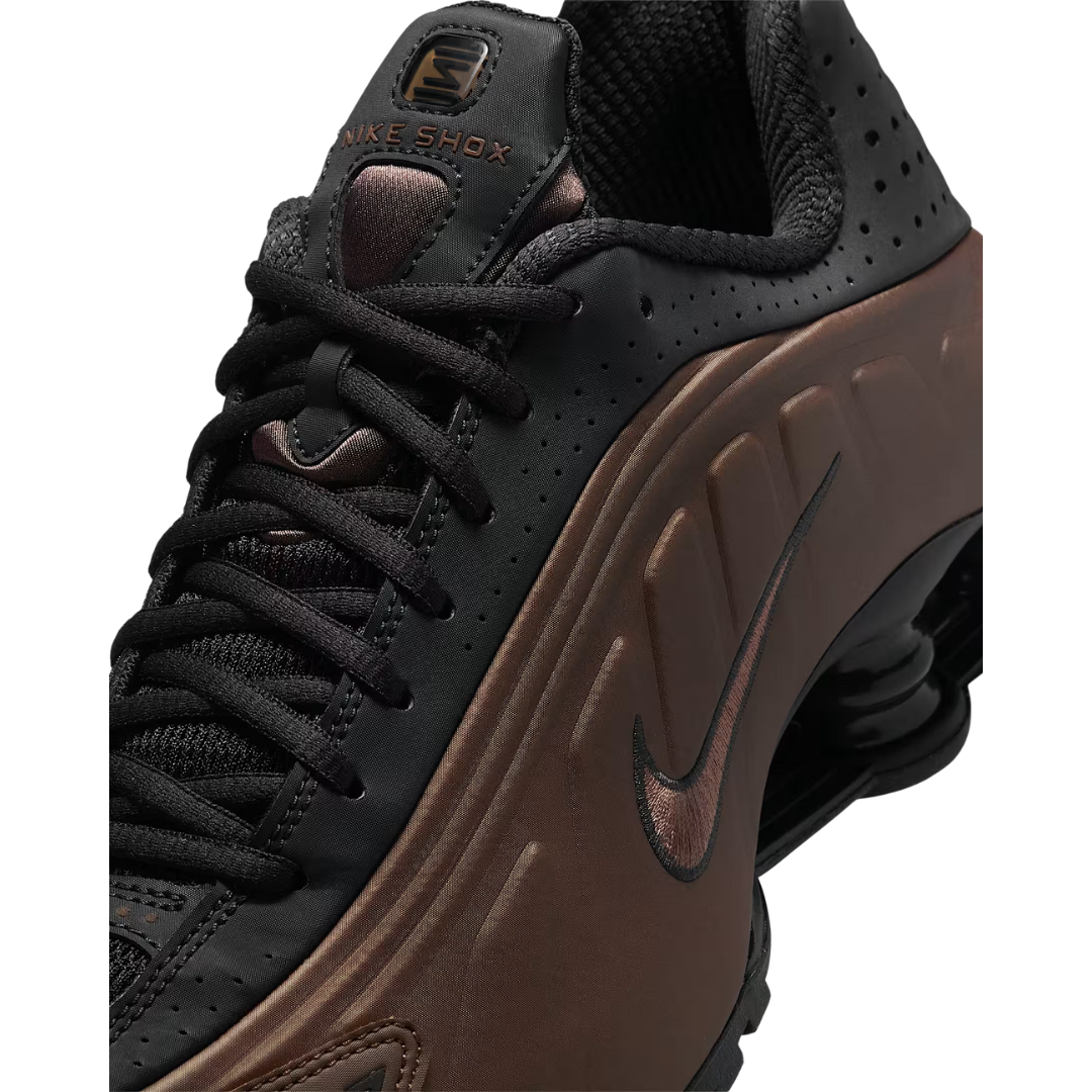 Nike Women's Shox R4 Shoes – Off Noir – AR3565-007
