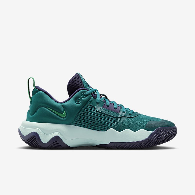 Nike Men's Giannis Immortality 3 DZ7533-301