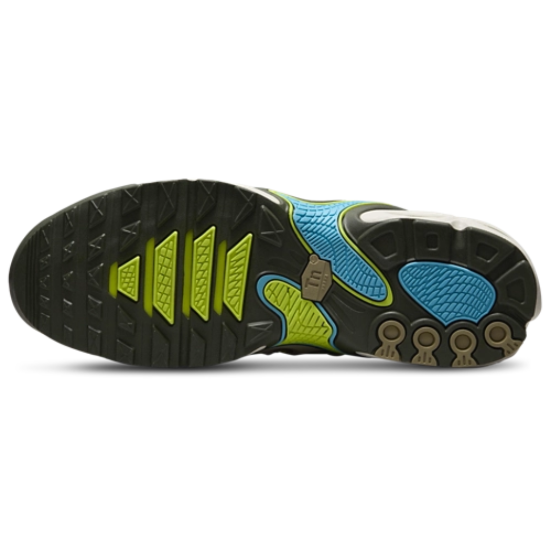 Nike Men’s Air Max Plus Drift Shoes – FD4290-008