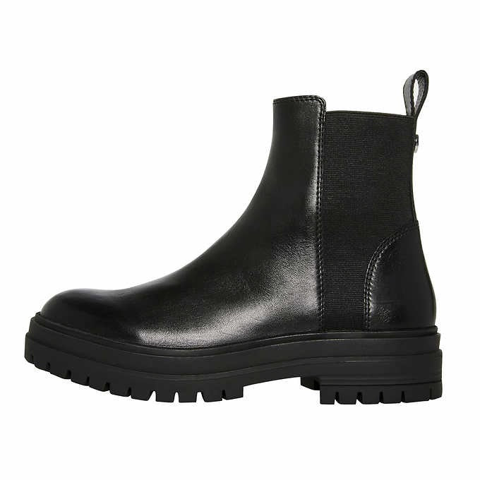 Steve Madden Women's Handout Black Chelsea Boot