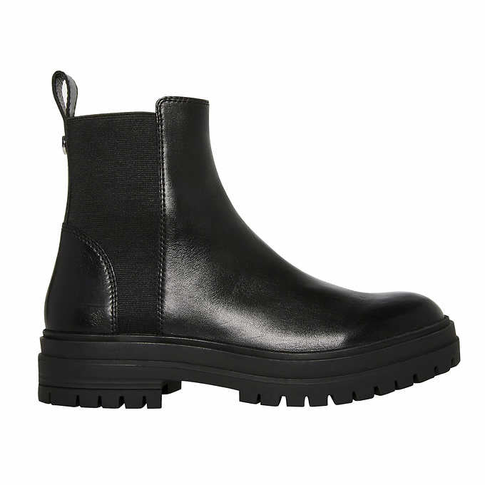 Steve Madden Women's Handout Black Chelsea Boot