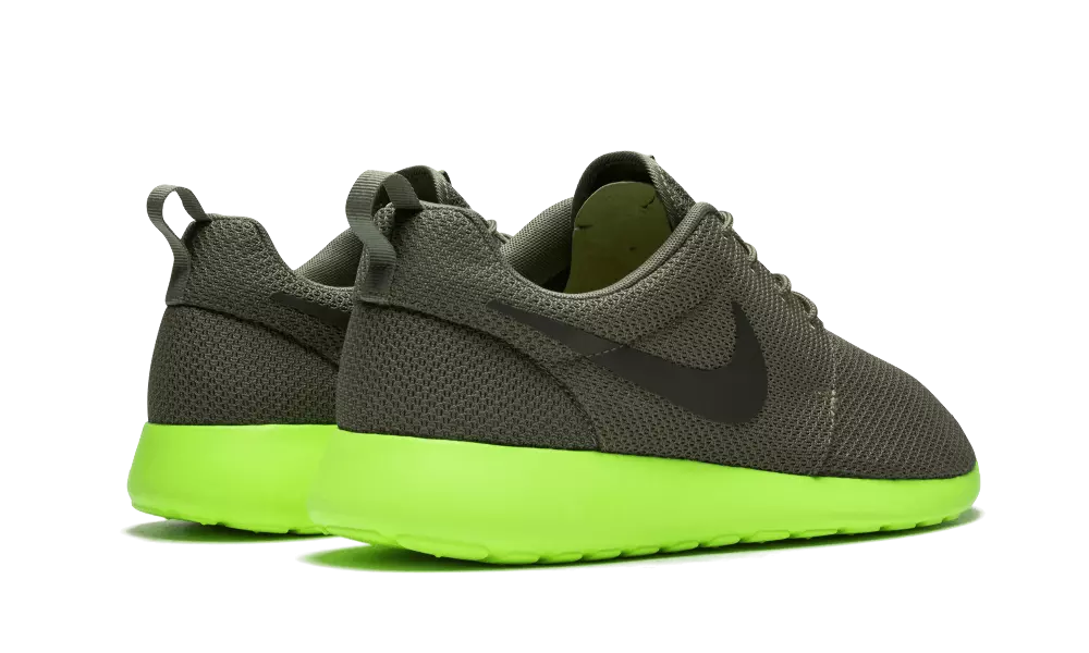 Nike Men's Roshe One Running Shoes - 511881 307
